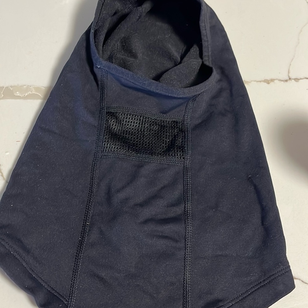 Hind balaclava in black